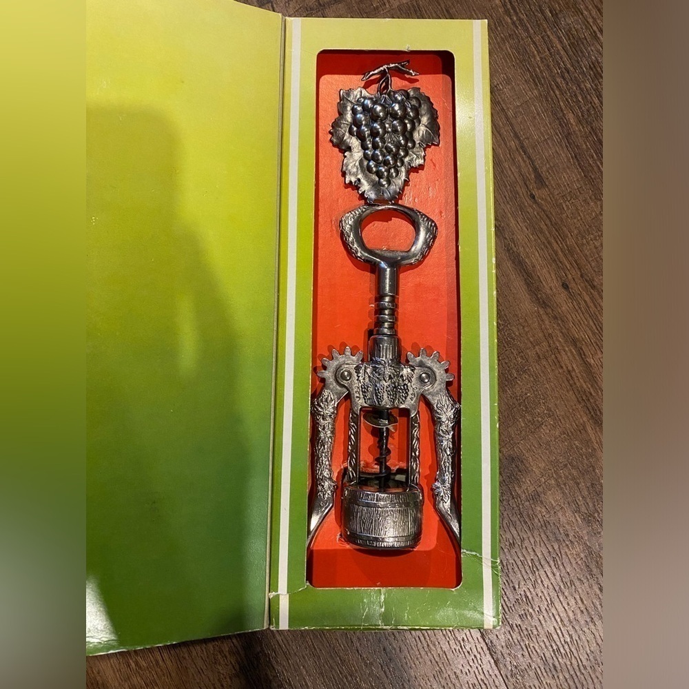 Vintage Italian Ghidini Botticello Grape & Barrel Winged Corkscrew Wine Opener